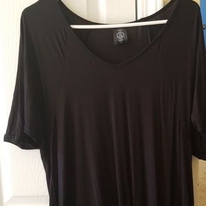 Agnes & Dora black love tunic xs